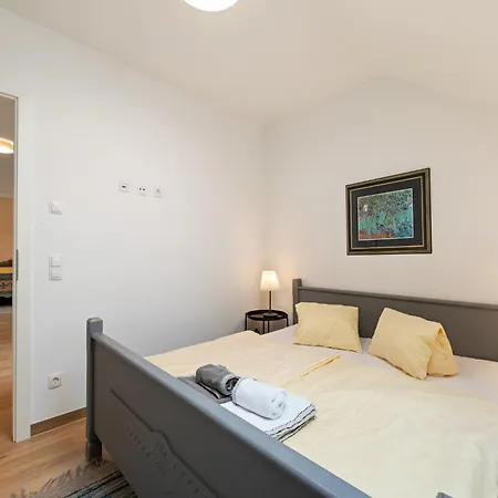 Apartment Modern Apartment In Sankt Michael Im Lungau, Cleaning Included Sankt Michael im Lungau